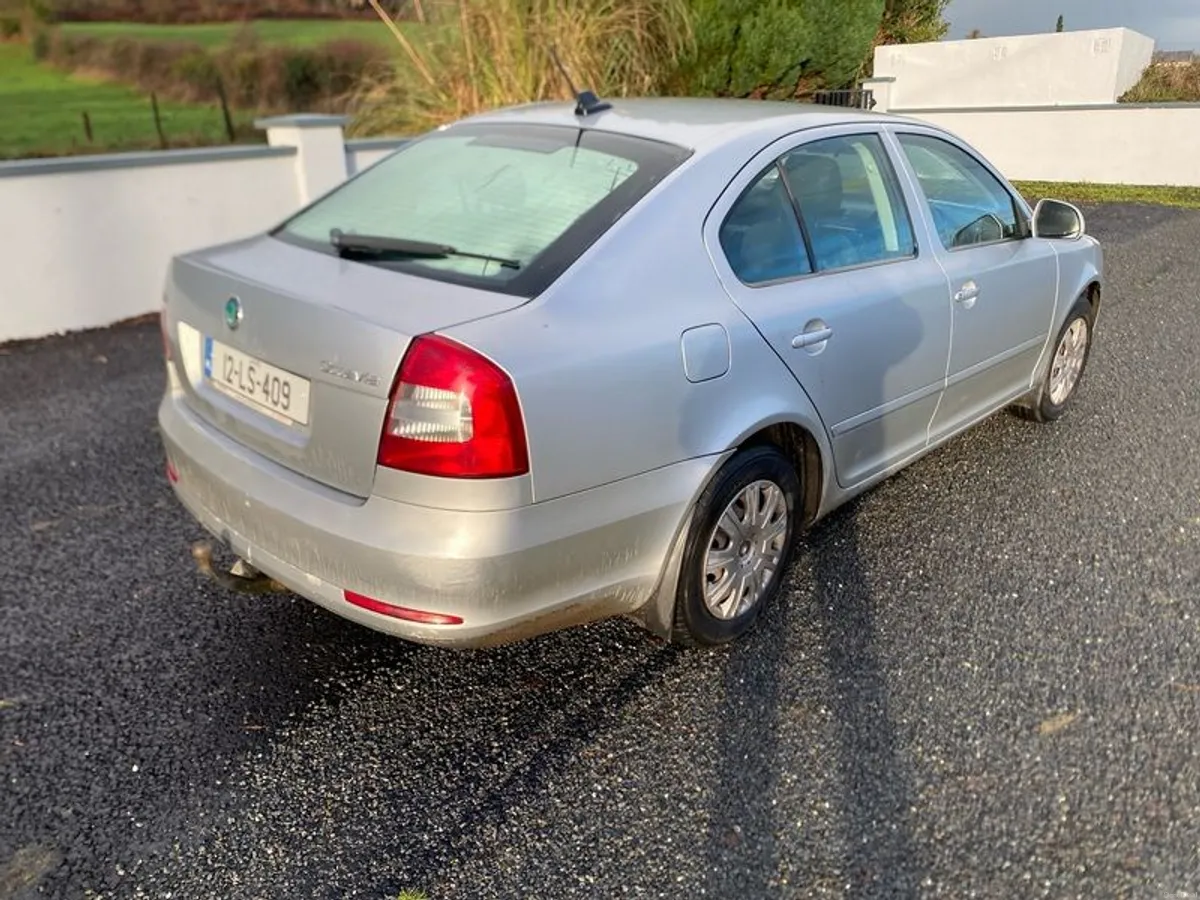2012 Skoda Octavia - Image 2