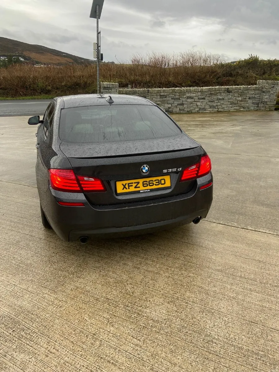BMW 5-Series 2015 - Image 3