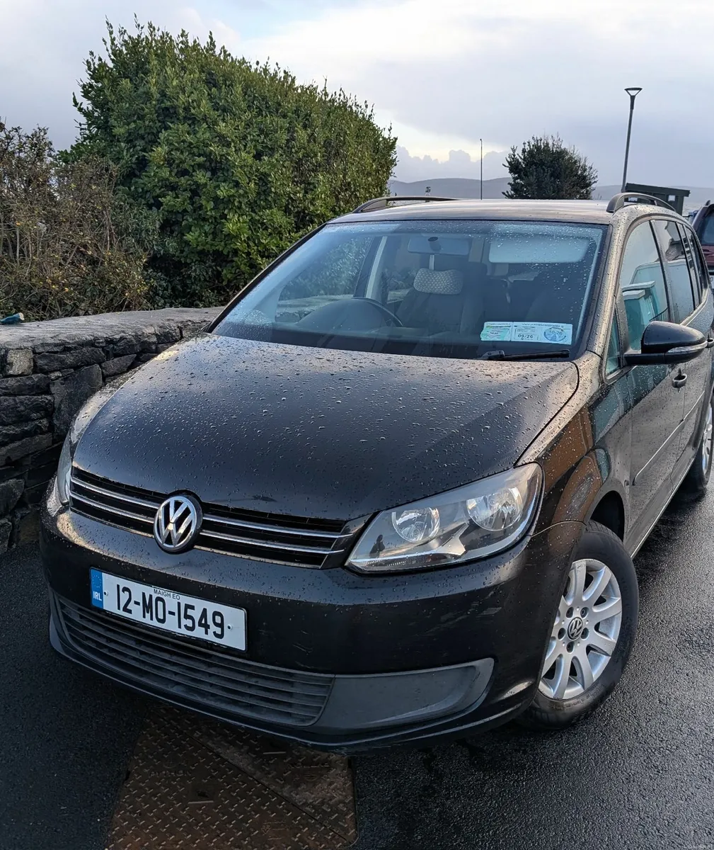 Volkswagen Touran 2012 - Image 1