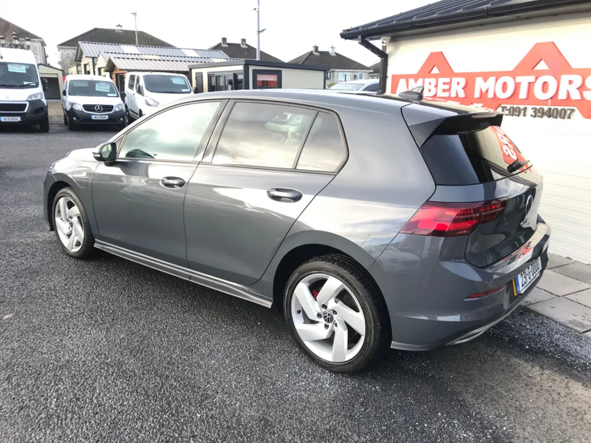 VW GOLF GTE (2023)GTE AUTOMATIC - Image 2