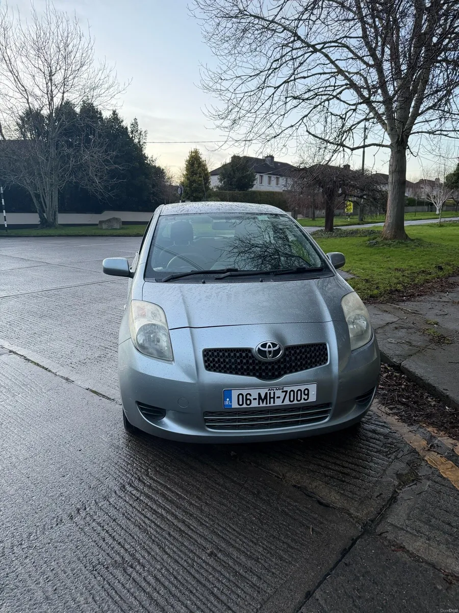 Toyota Yaris - Image 2