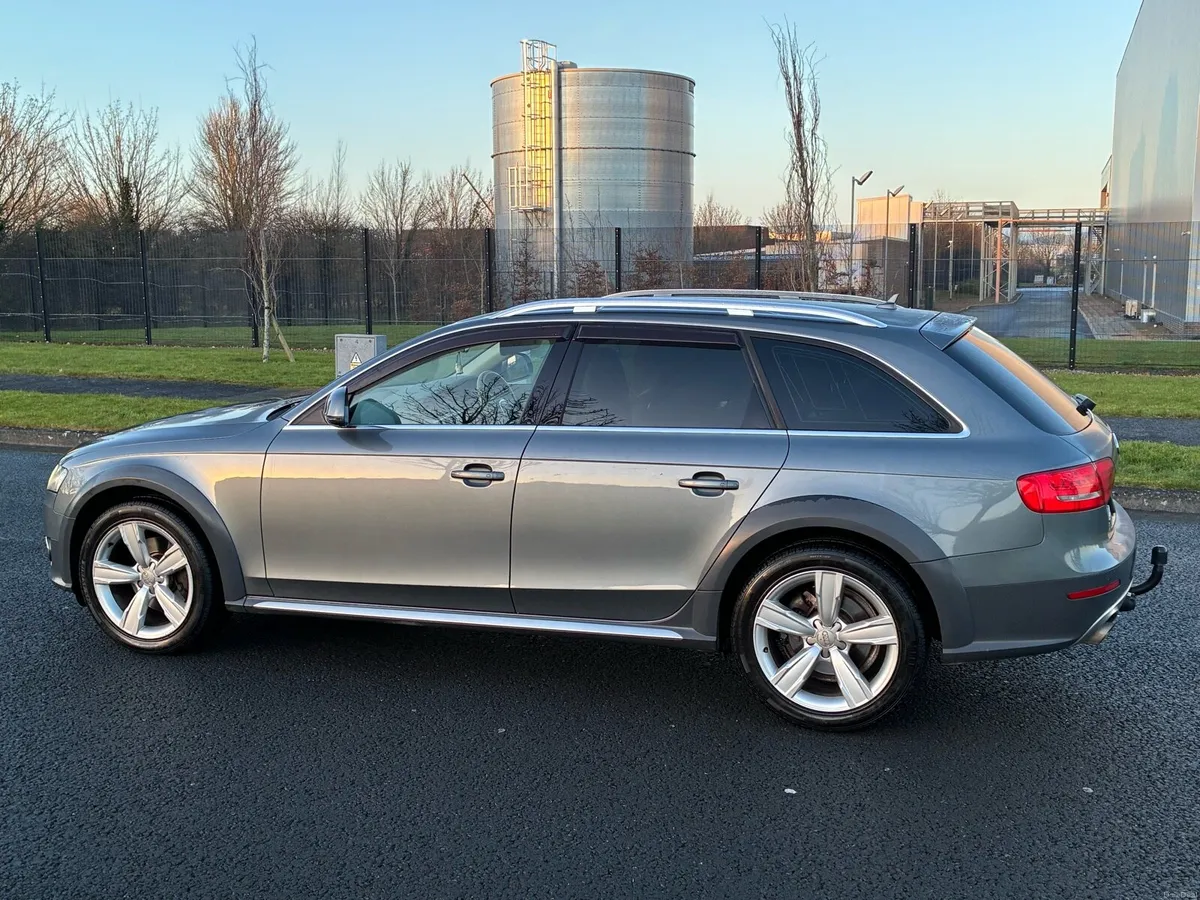 11 Audi A4 Allroad Quattro Automatic 62000miles - Image 4