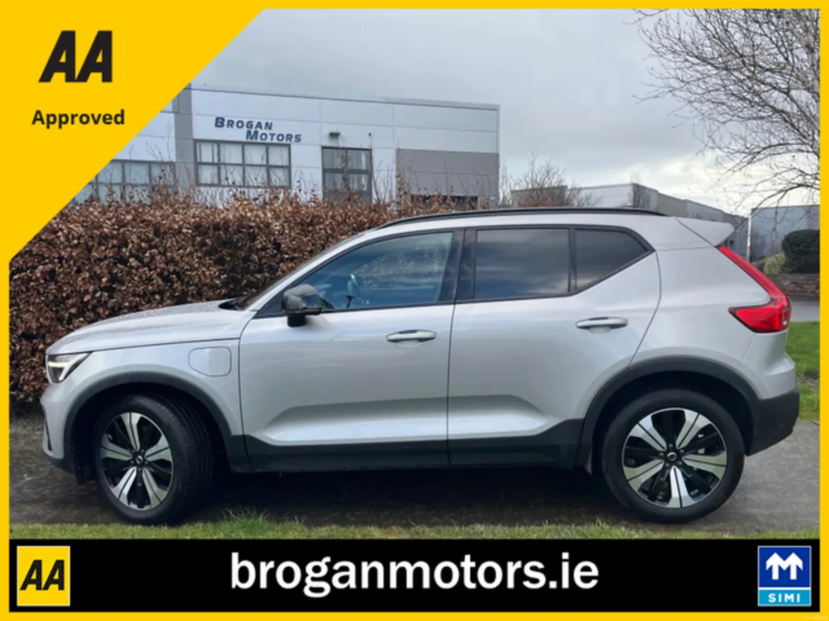 Volvo XC40 2022 1.5 T4 Recharge *Hi Spec* - Image 4