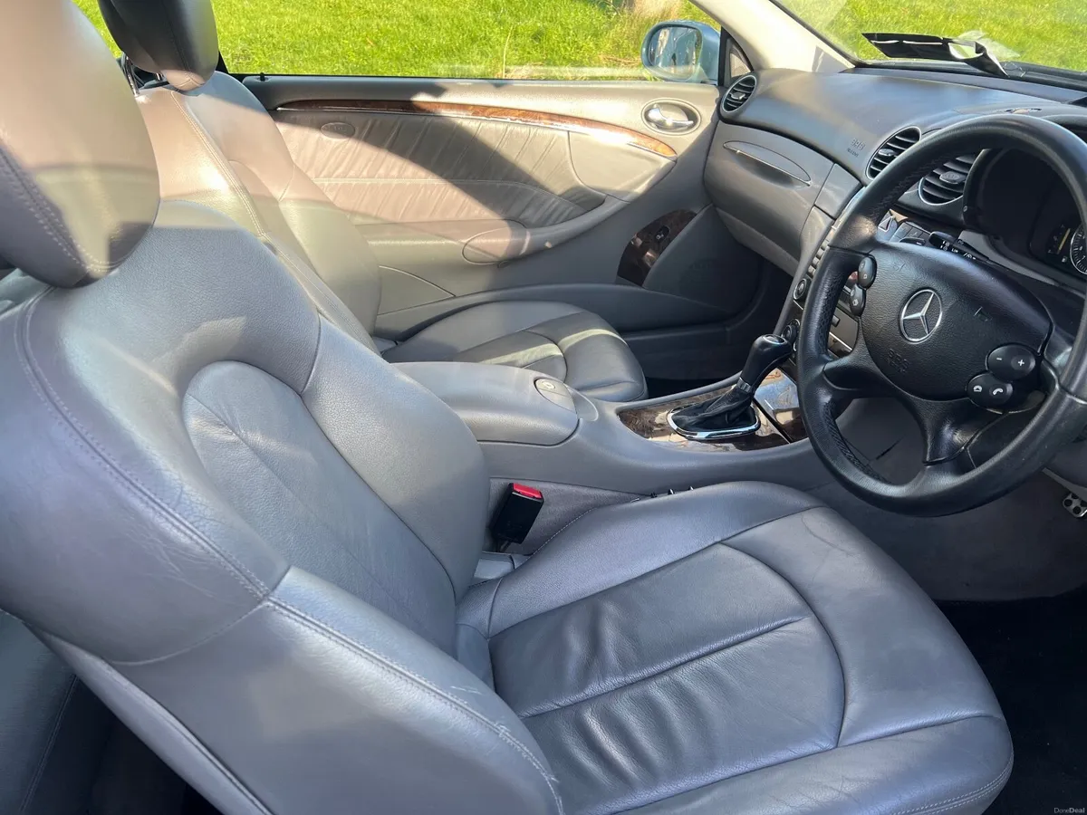 Mercedes-Benz CLK 2010 - Image 3