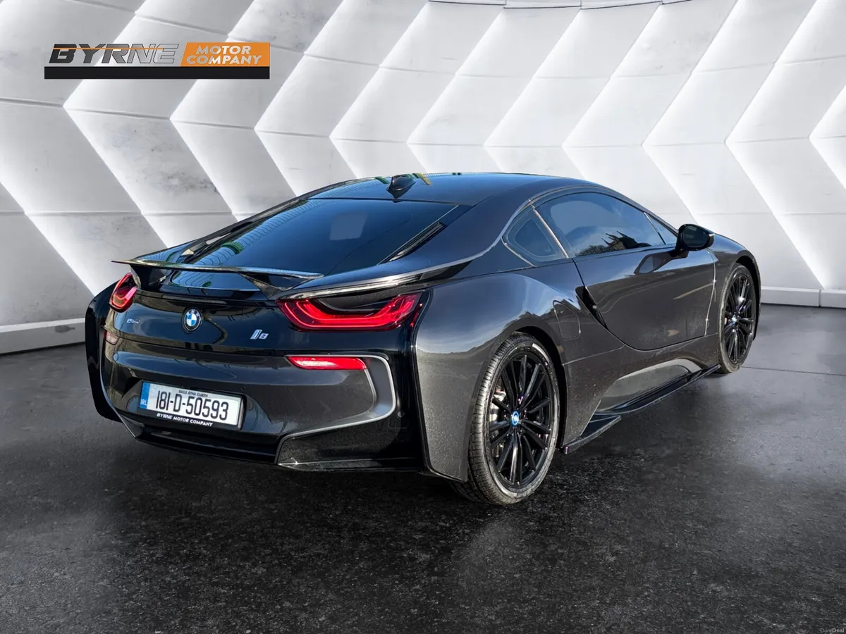 BMW i8 COUPE 2018 - Image 5