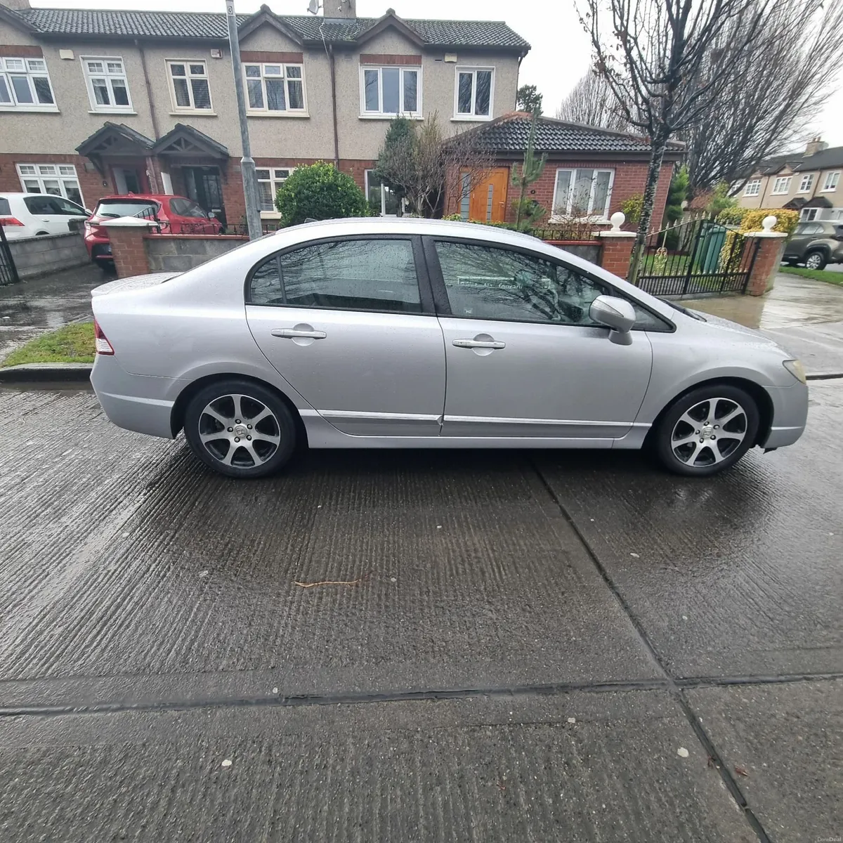 Honda Civic 2010 - Image 1