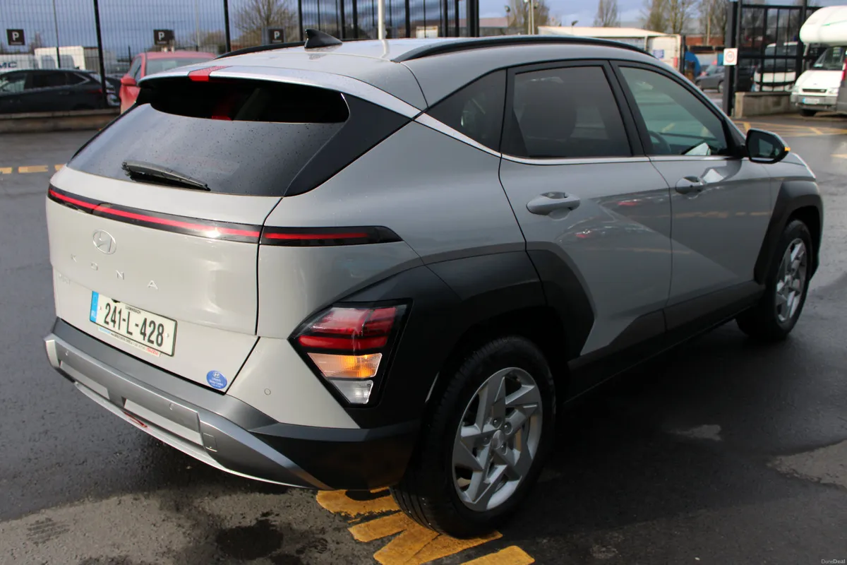 Hyundai KONA 2024 - Image 5