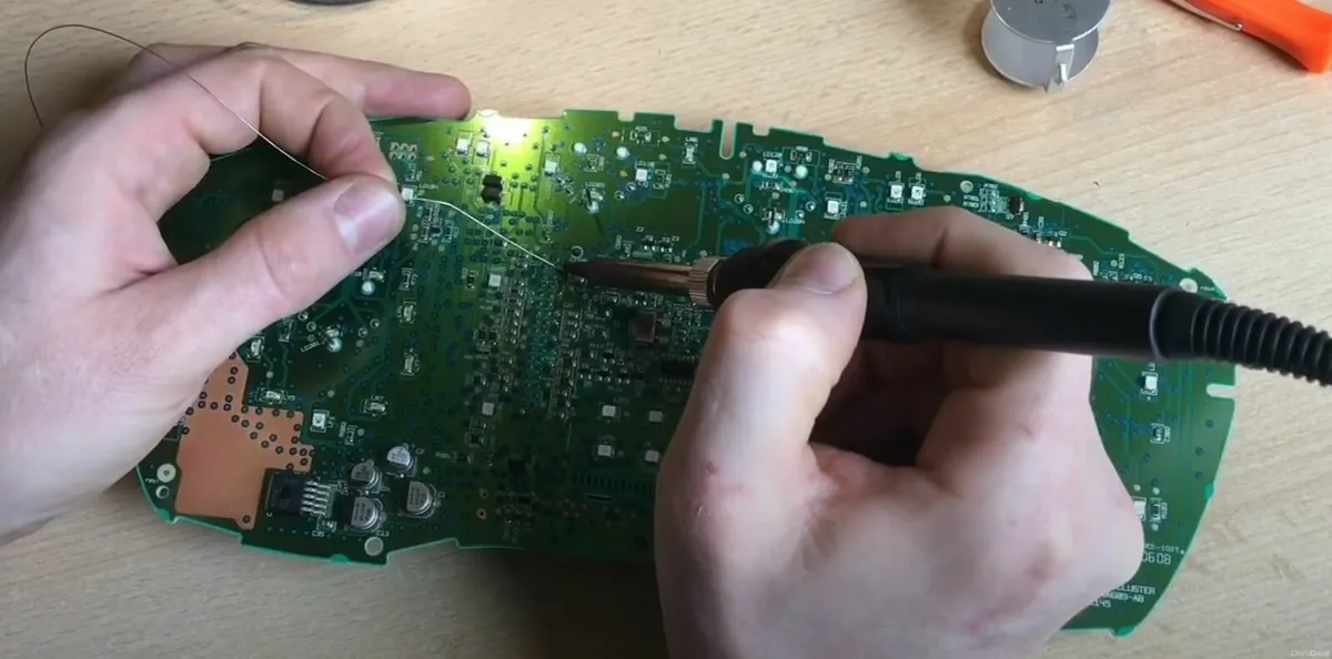 Electronics Repair Ford Dash Repair - Image 4