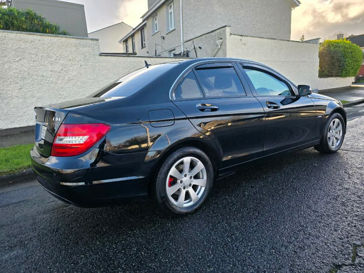 Mercedes-Benz  C Class - Image 3
