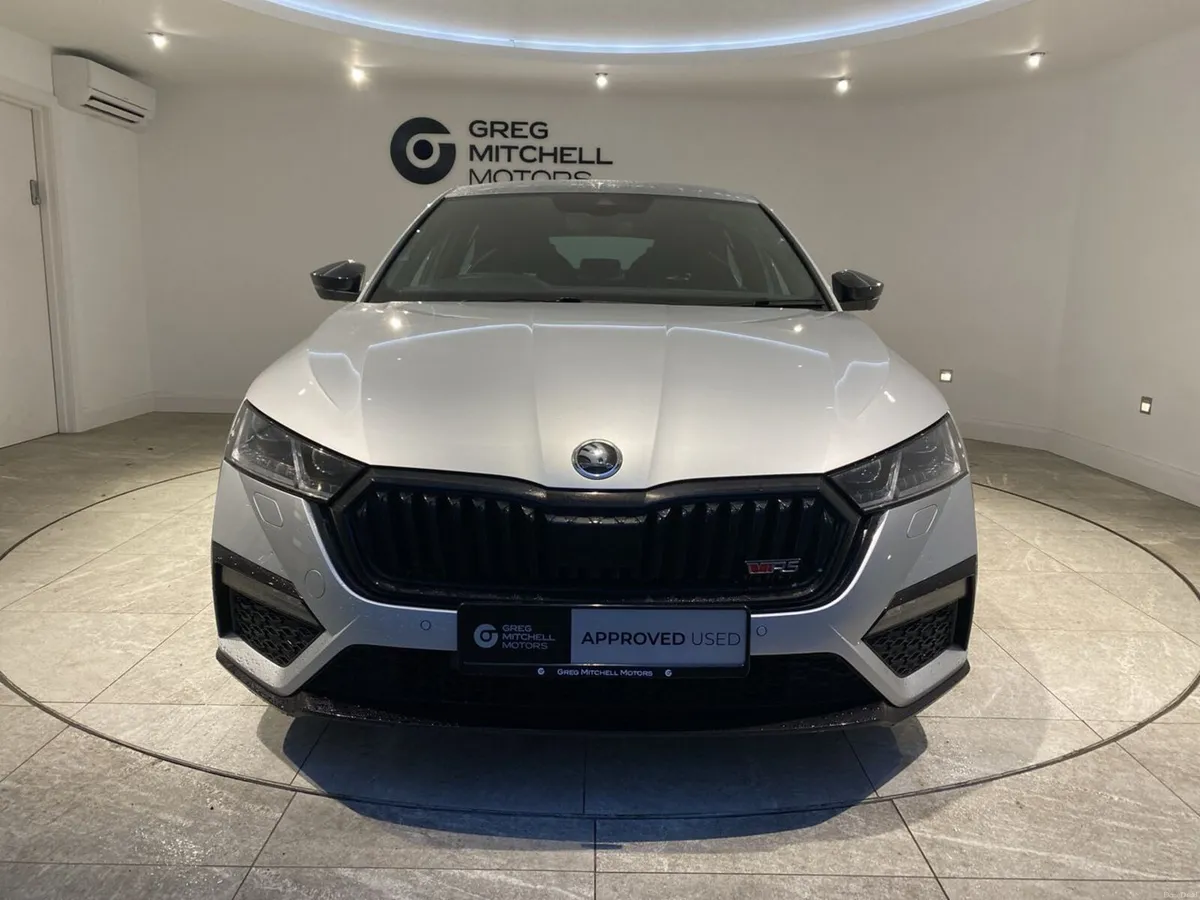 Skoda Octavia 2024 - Image 2