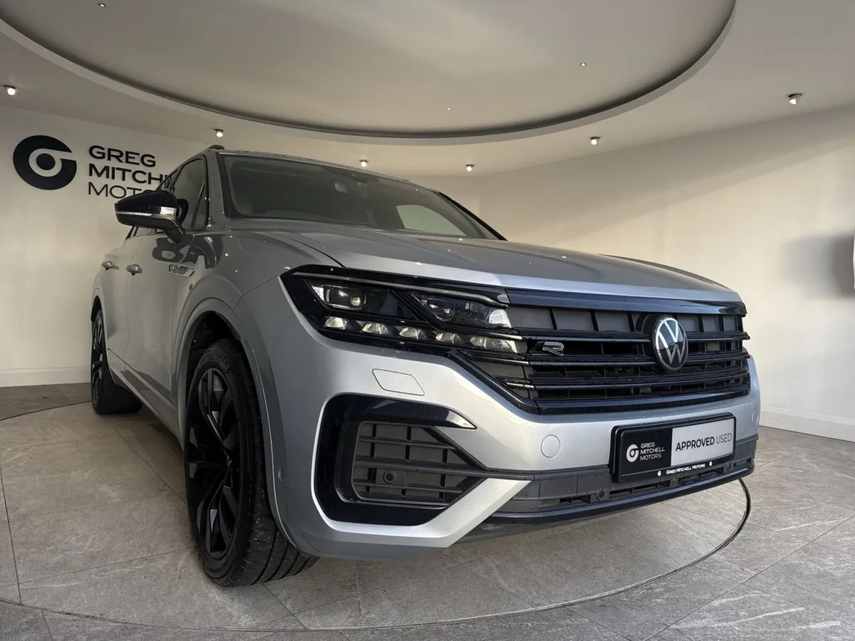 Volkswagen Touareg 2023 - Image 3