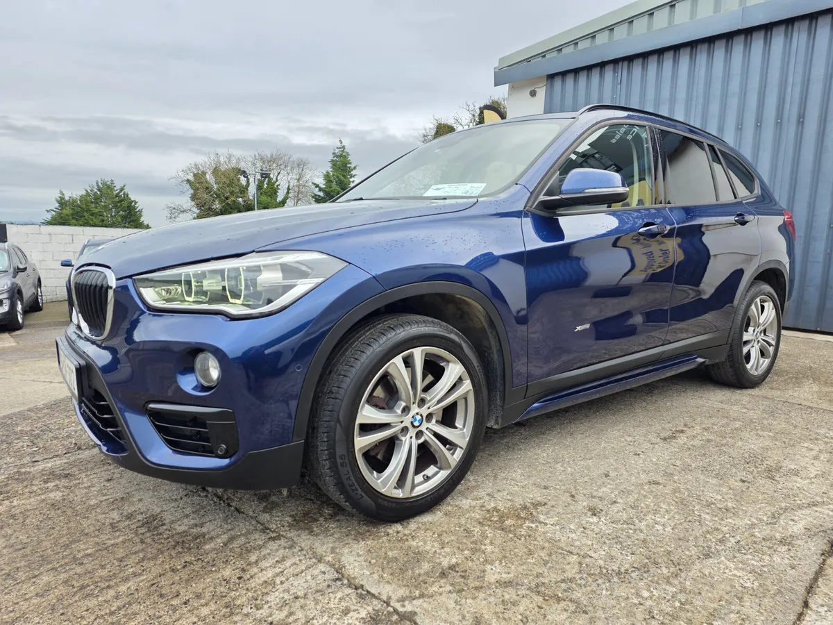 2016 BMW X1 XDRIVE * LOW MILES * AUTOMATIC * - Image 3