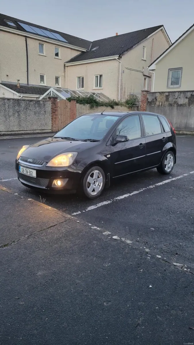 Ford fiesta 1.2 2008 - Image 3