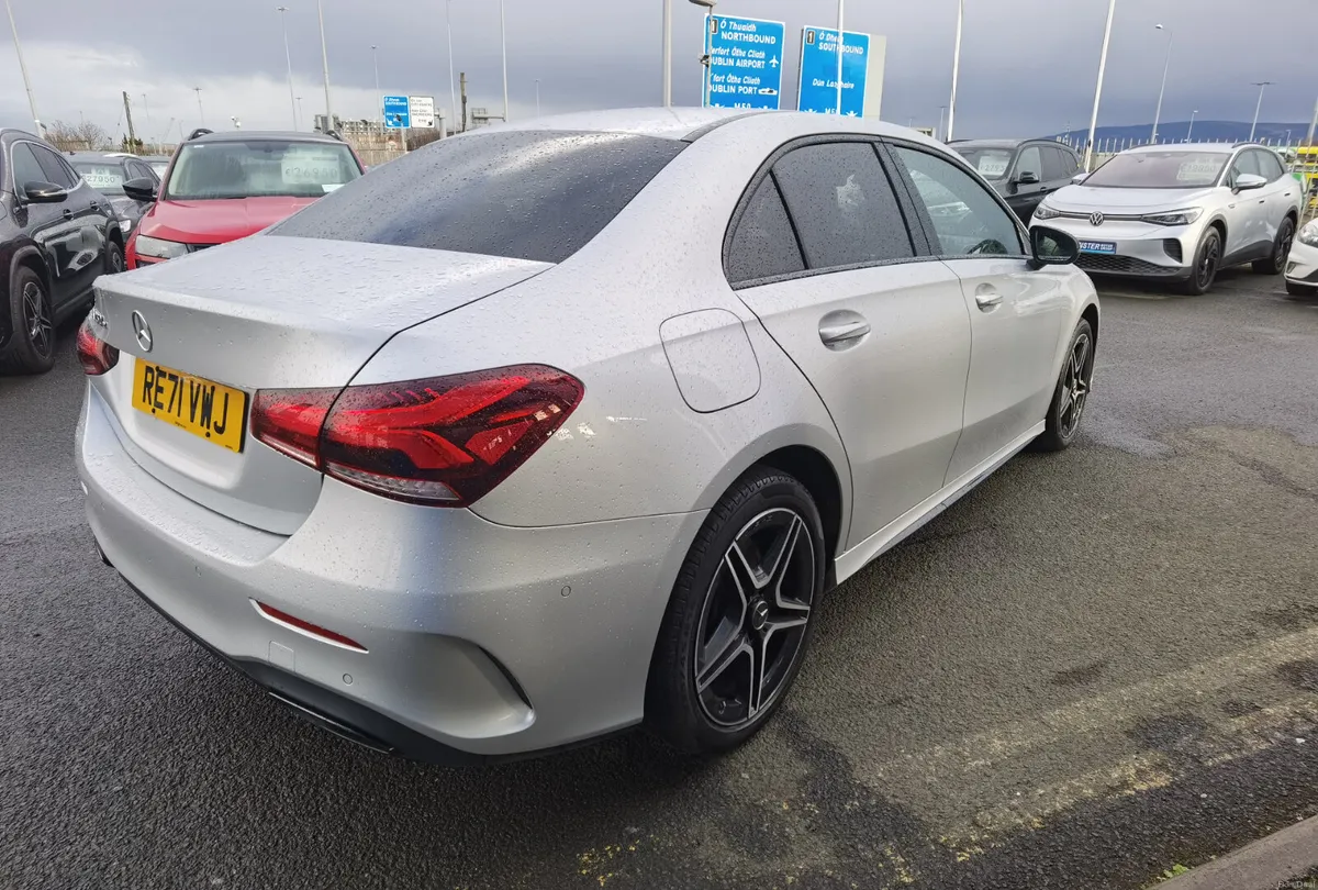MERCEDES-BENZ A CLASS A250 E AMG LINE EXECUTIVE - Image 6