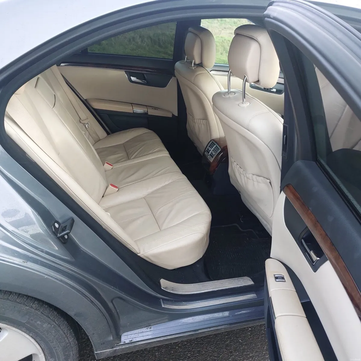 Mercedes S320 - Image 4