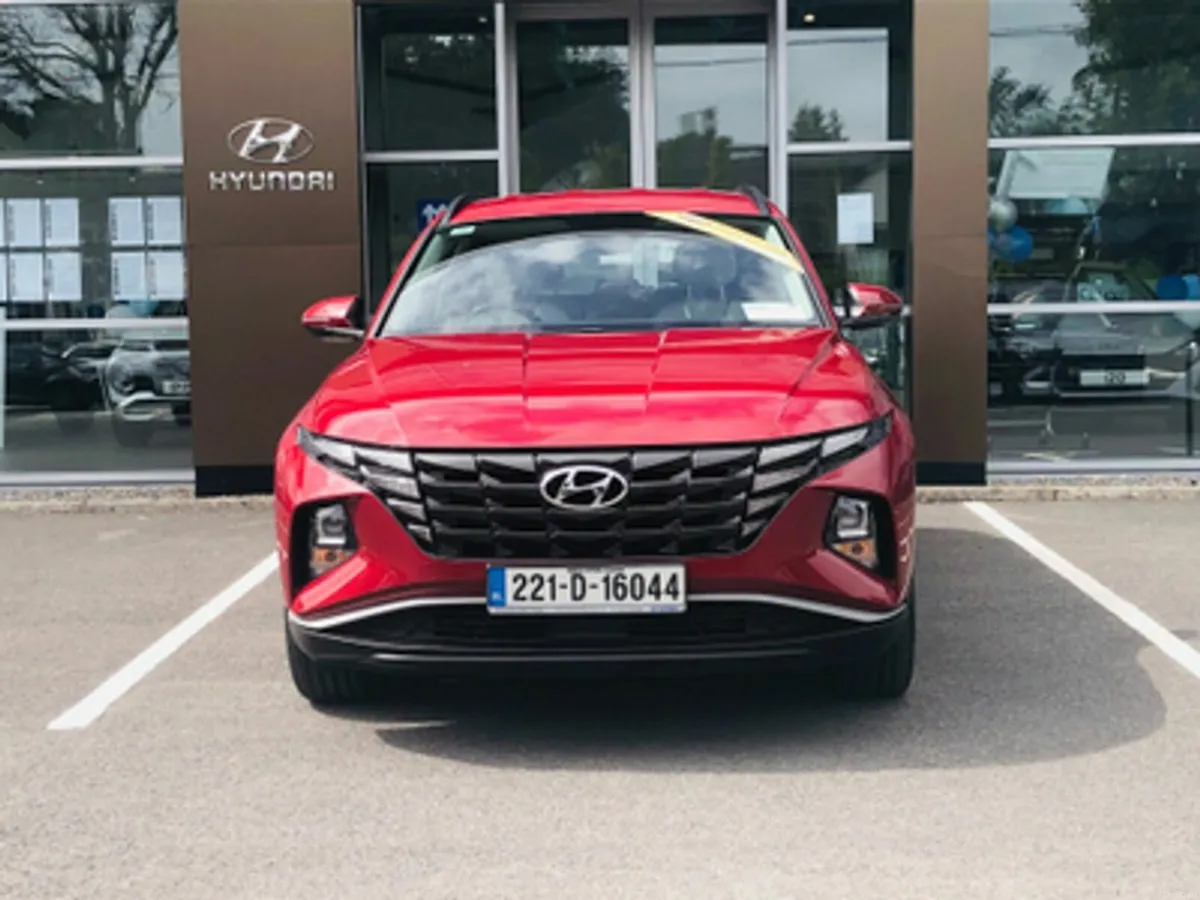 Hyundai Tucson Executive 1.6 Plug-In Hybrid 4WD - Image 2