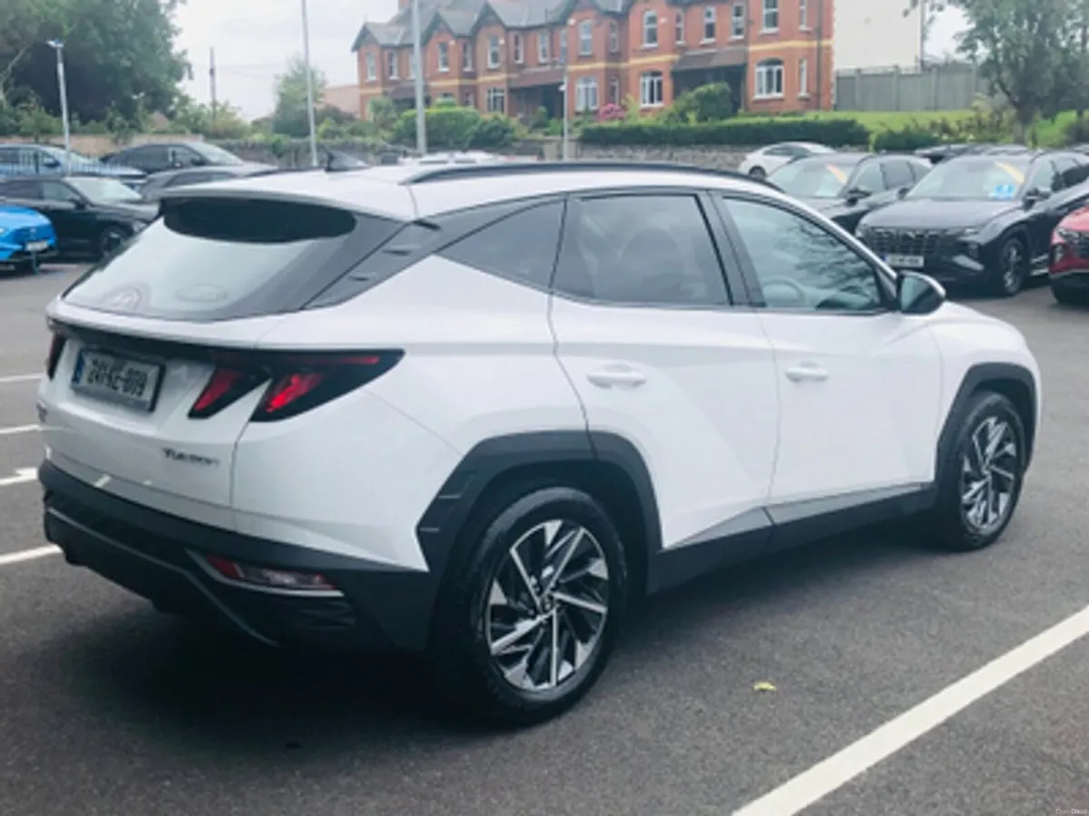 Hyundai Tucson Executive 1.6 Diesel - Image 6