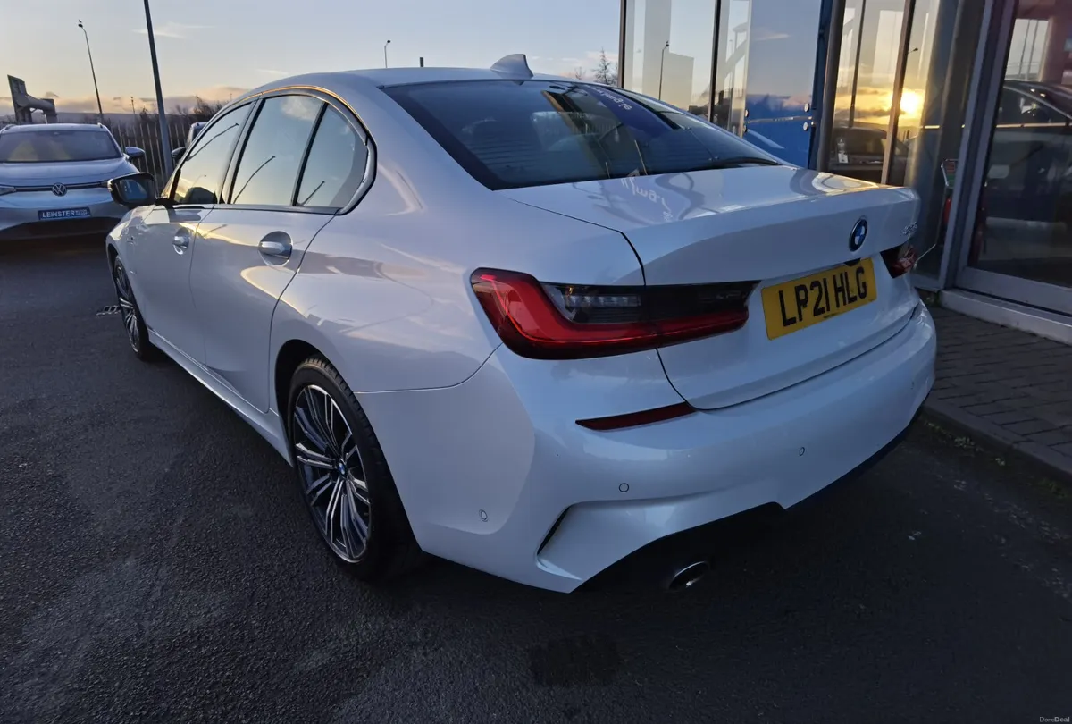BMW 3 SERIES 330E M SPORT AUTOMATIC PHEV - Image 6