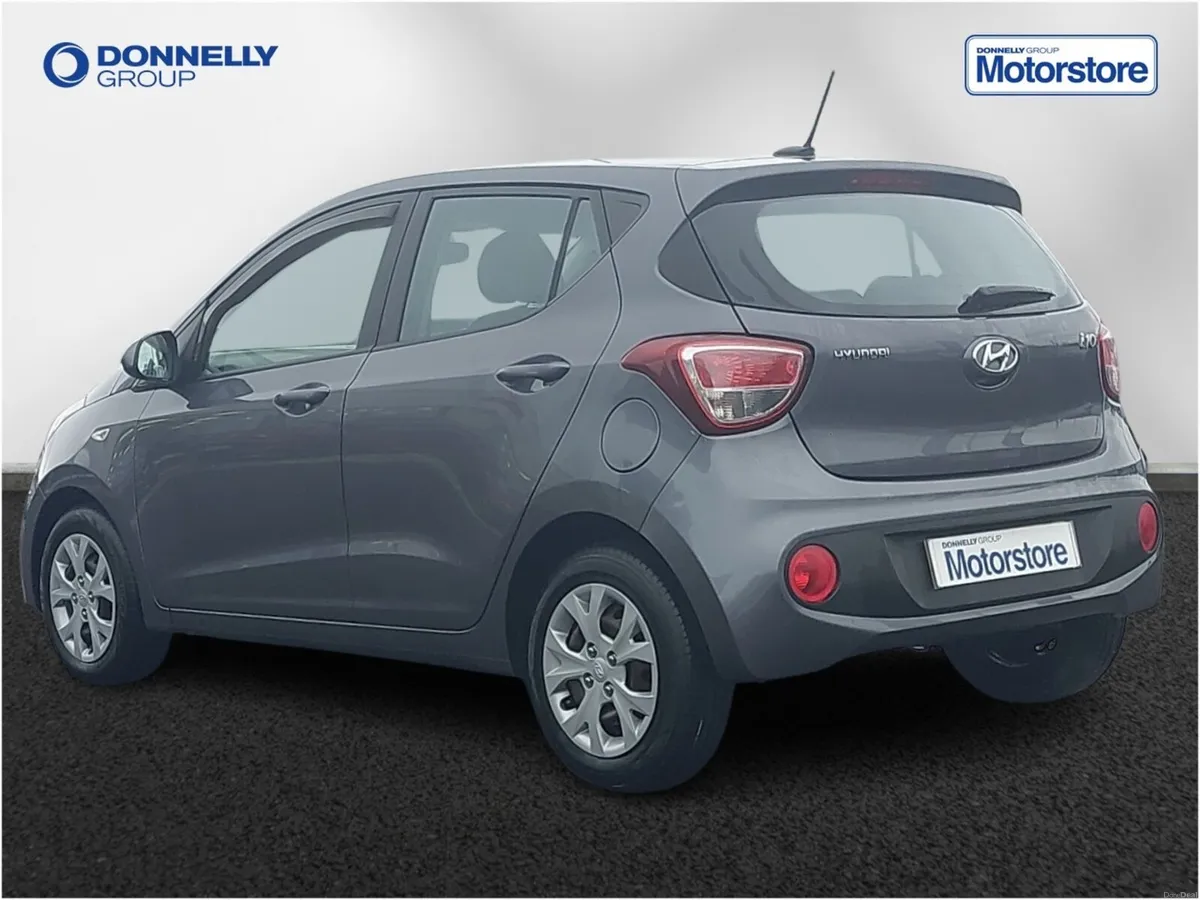 Hyundai i10 Hatchback SE - Image 2