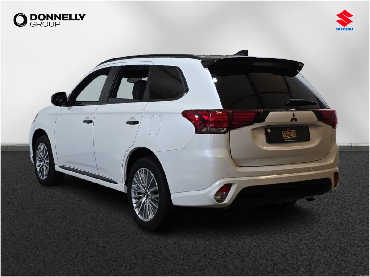 Mitsubishi Outlander Estate Dynamic - Image 2