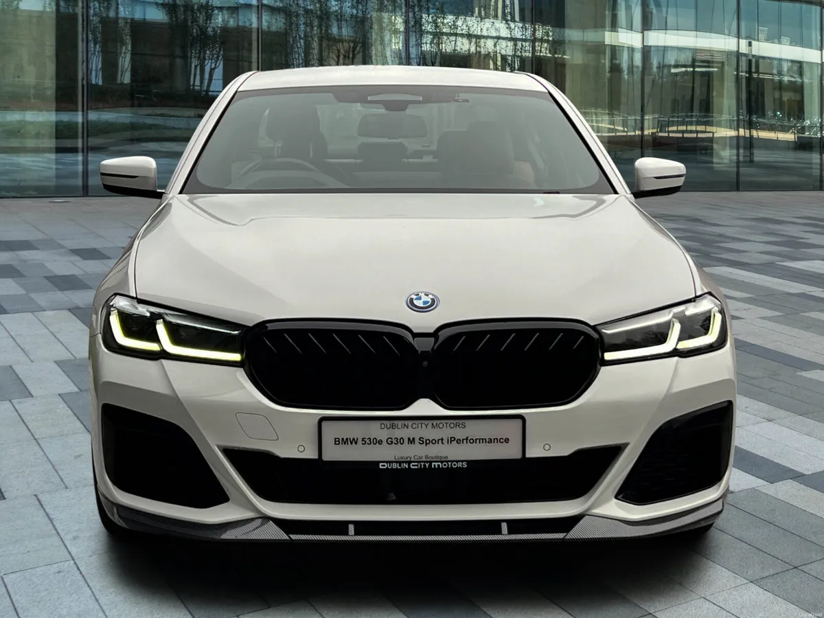 BMW 530e G30 LCI M Sport *very low mileage* - Image 2