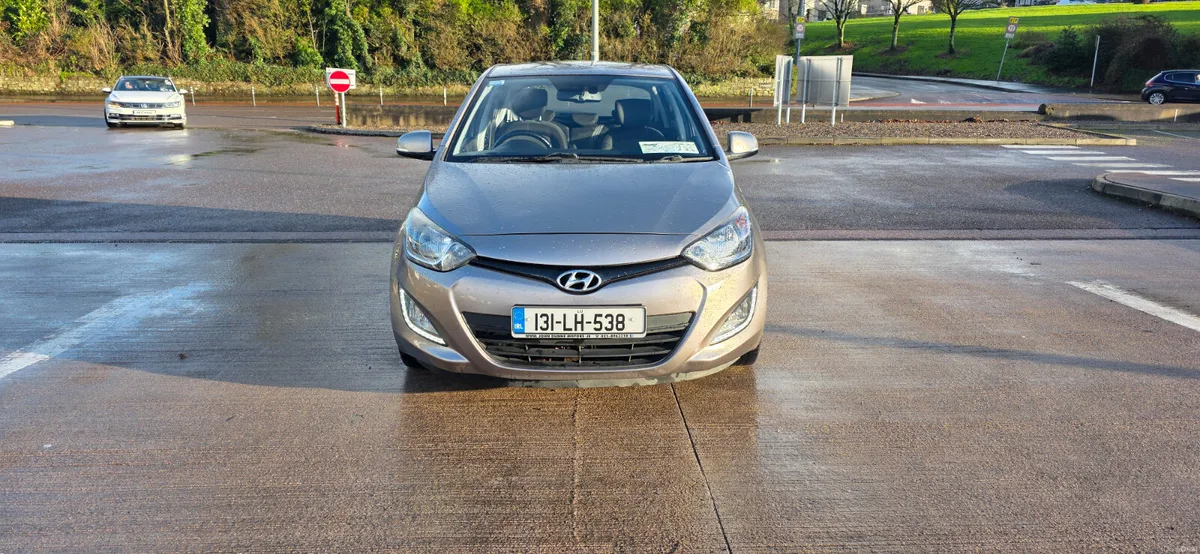 Hyundai i20 Premium Spec New Chain - Image 3