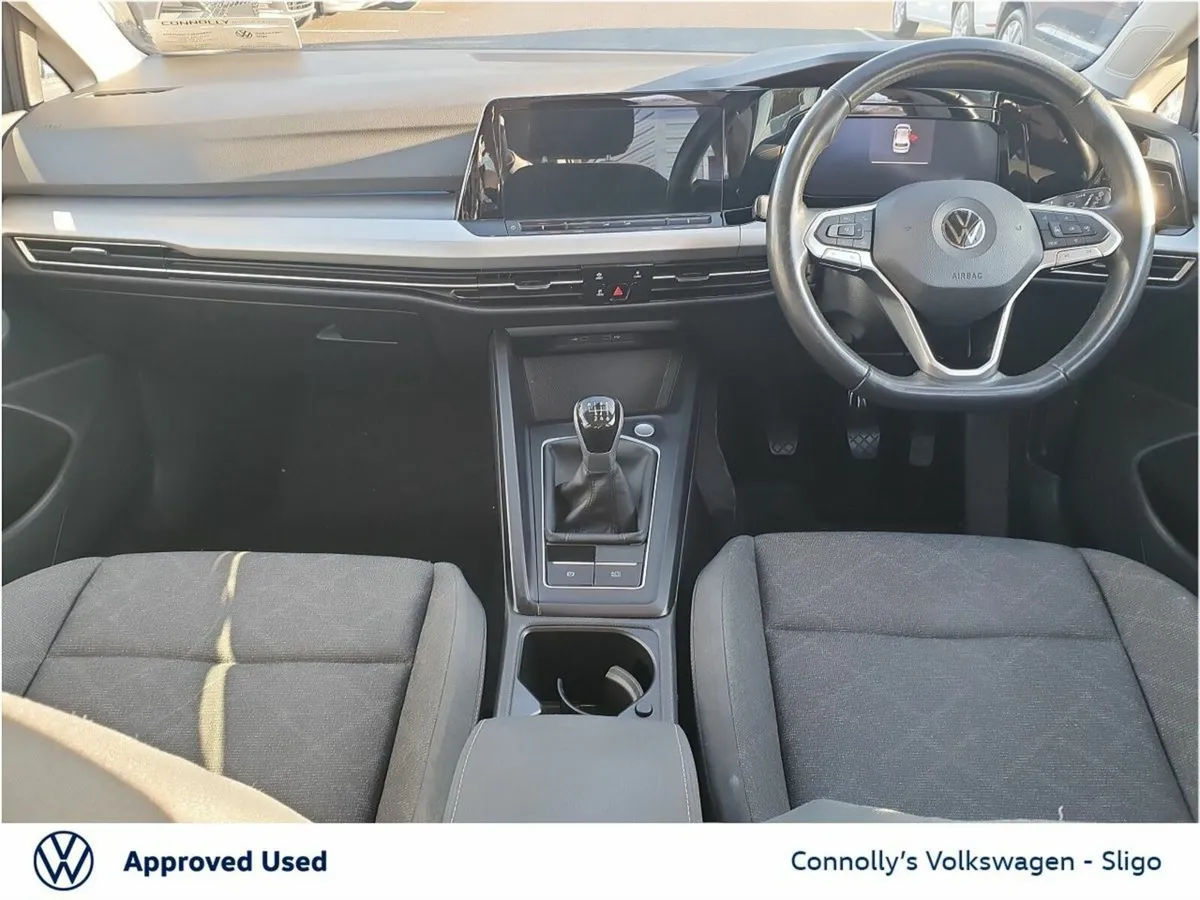 Volkswagen Golf LIFE 1.0TSI 110HP - Image 2