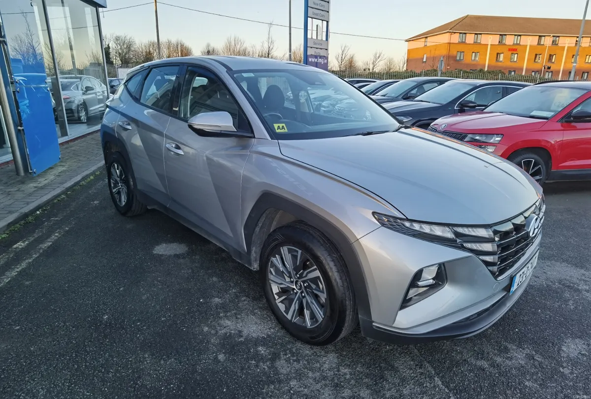 HYUNDAI TUCSON 1.6 COMFORT PLUS DIESEL - Image 3