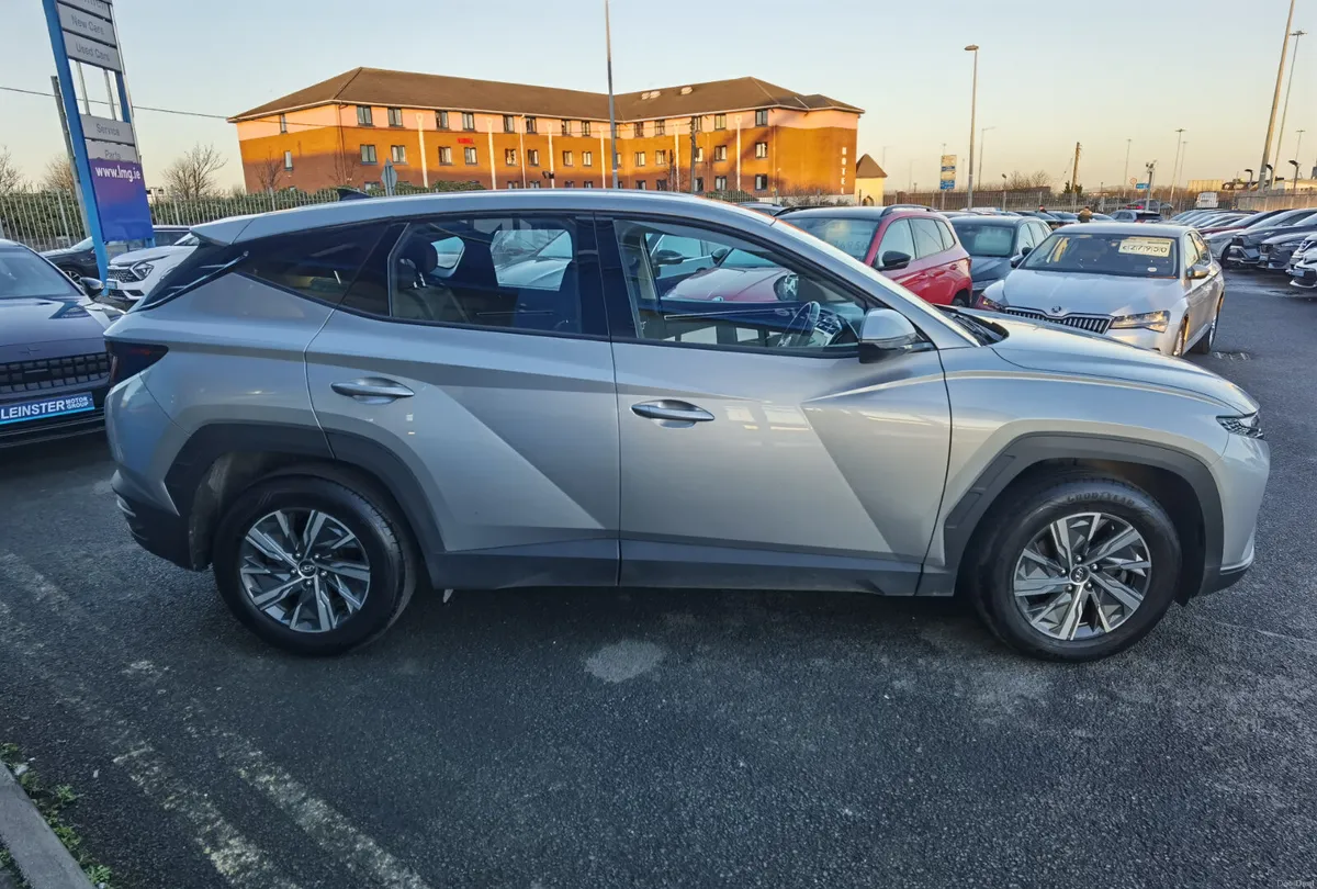 HYUNDAI TUCSON 1.6 COMFORT PLUS DIESEL - Image 4