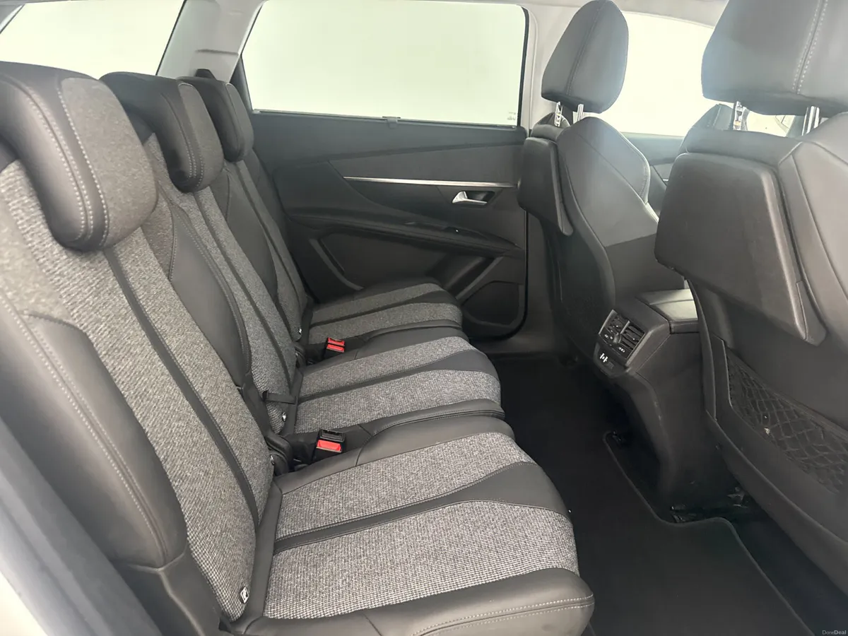 Peugeot 5008 2019 For Auction - Image 4