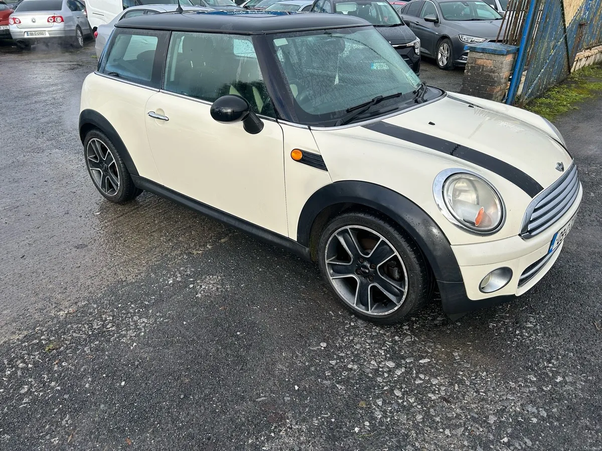 Mini Cooper Diesel - Image 2