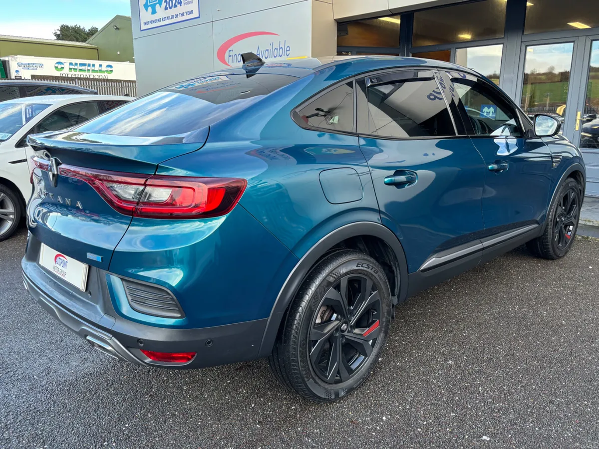 1.6i HYBRID RS LINE E-TECH (145bhp) - Image 2