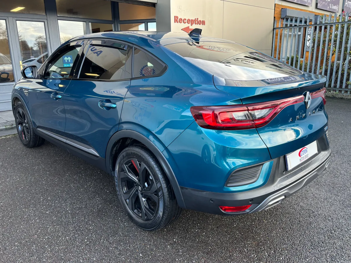 1.6i HYBRID RS LINE E-TECH (145bhp) - Image 3