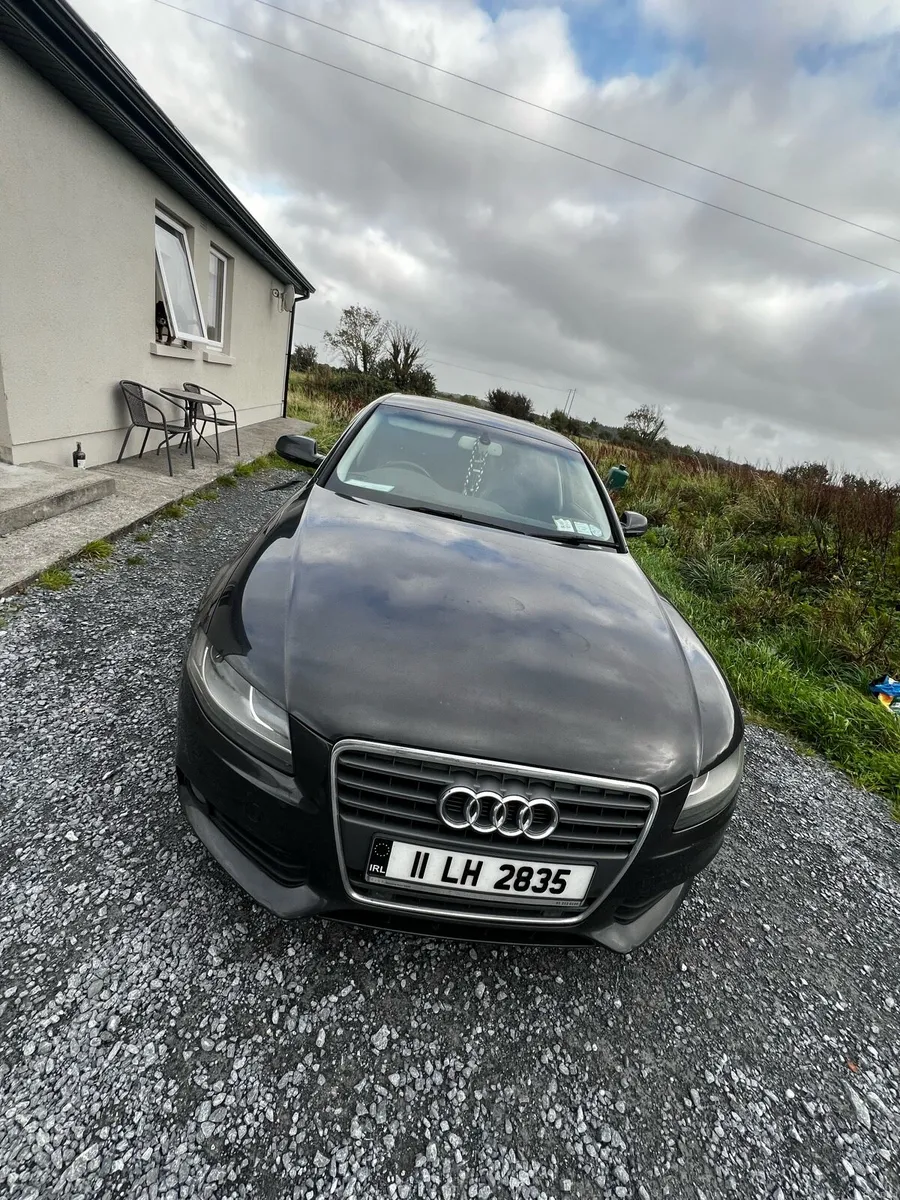 Audi A4 2.0 TDI Technik 136PS, 2011 - Image 2