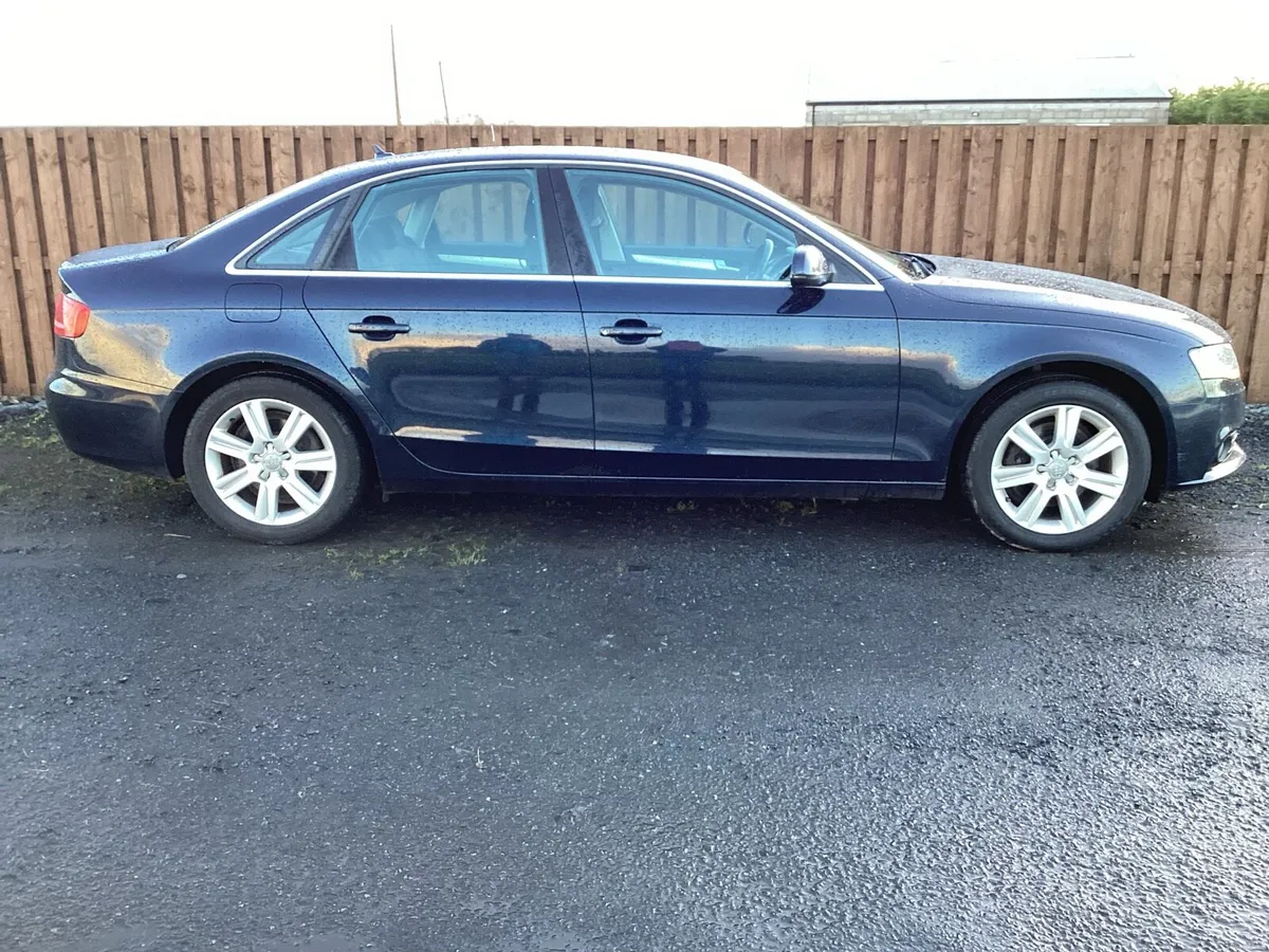 2010 AUDI A4…..LOW MILEAGE - Image 3