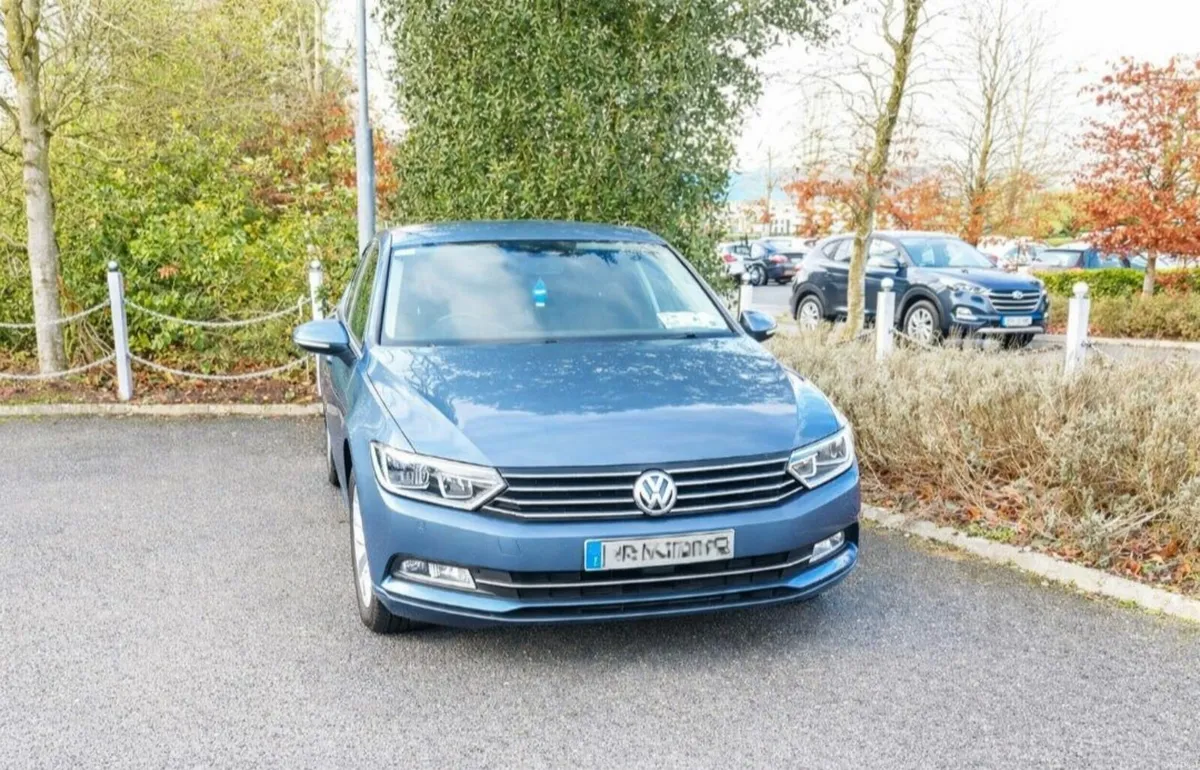 Volkswagen Passat 2016 - Image 4