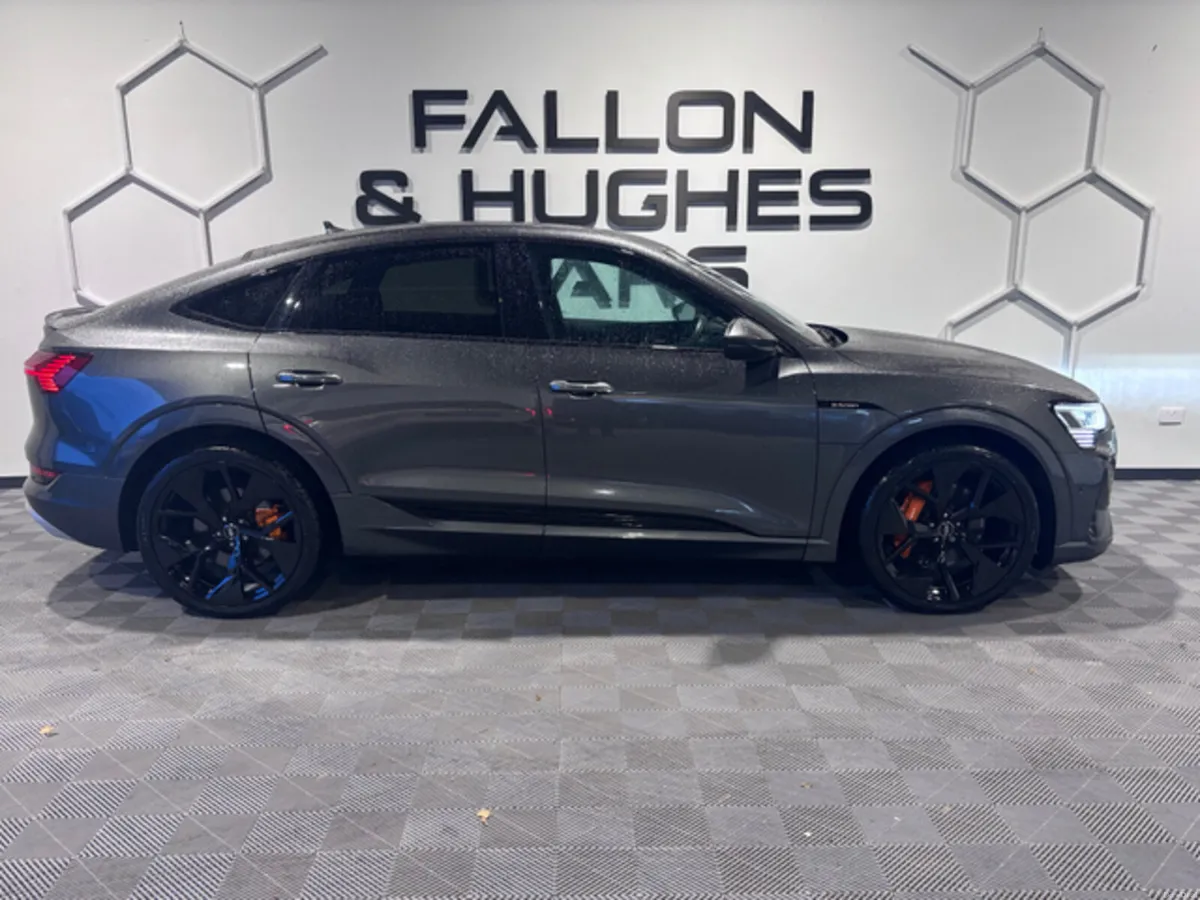 AUDI E-TRON S LINE 55 QUATTRO SPORTBACK // 95 KwH - Image 4