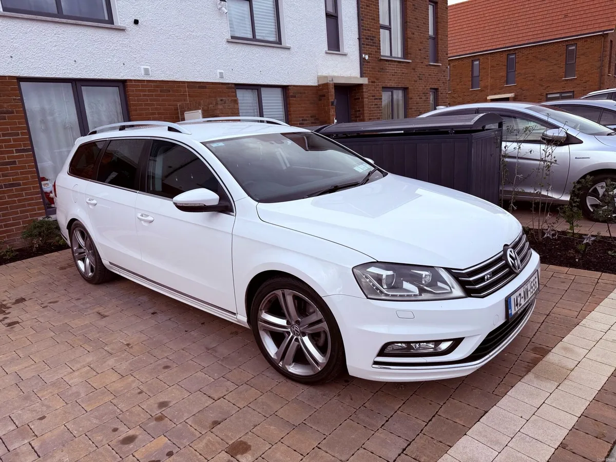 2014 Volkswagen Passat Variant R-Line 1.4 TSI DSG - Image 1