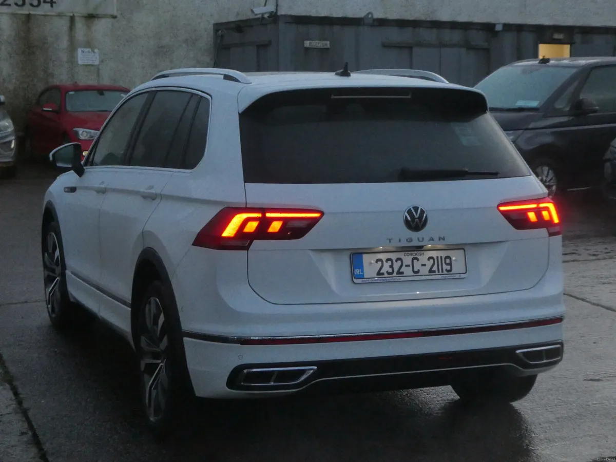 Volkswagen Tiguan 2023 - Image 3