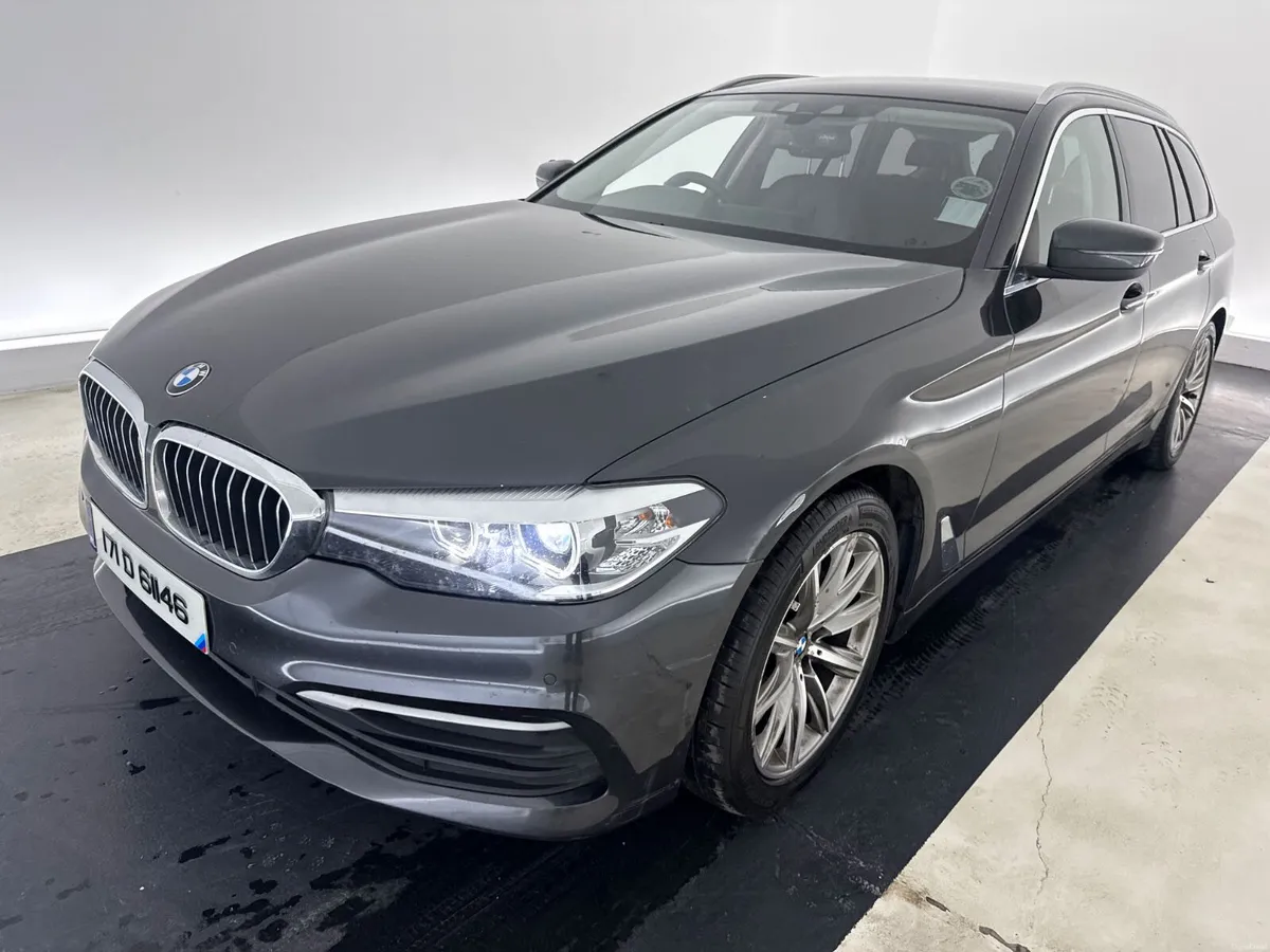 BMW 5-Series 2017 For Auction - Image 1