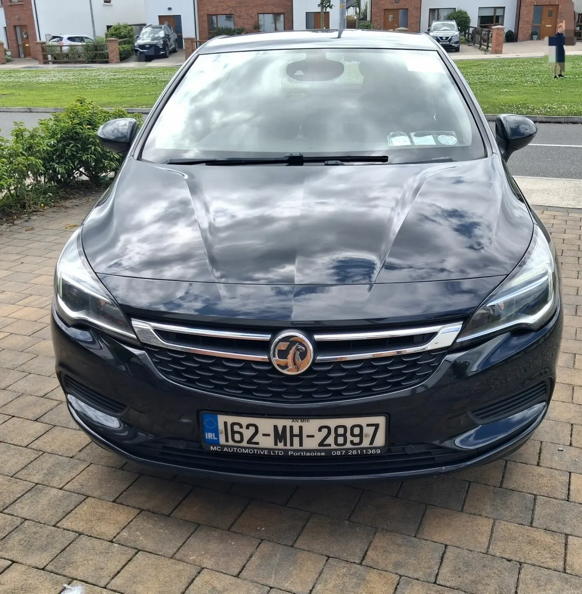 Vauxhall Astra 2016 Black Top - Image 1