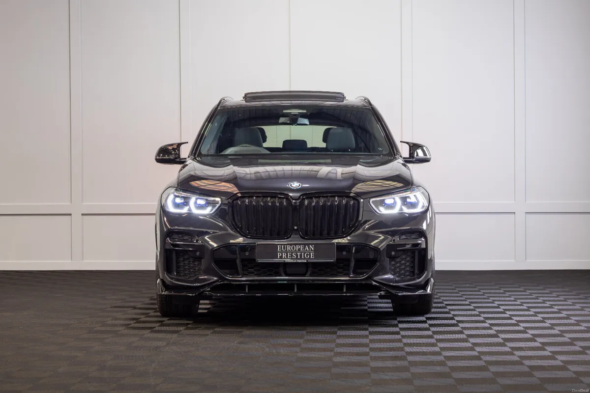 2022 BMW X5 X-Drive 45e M-Sport - Image 2