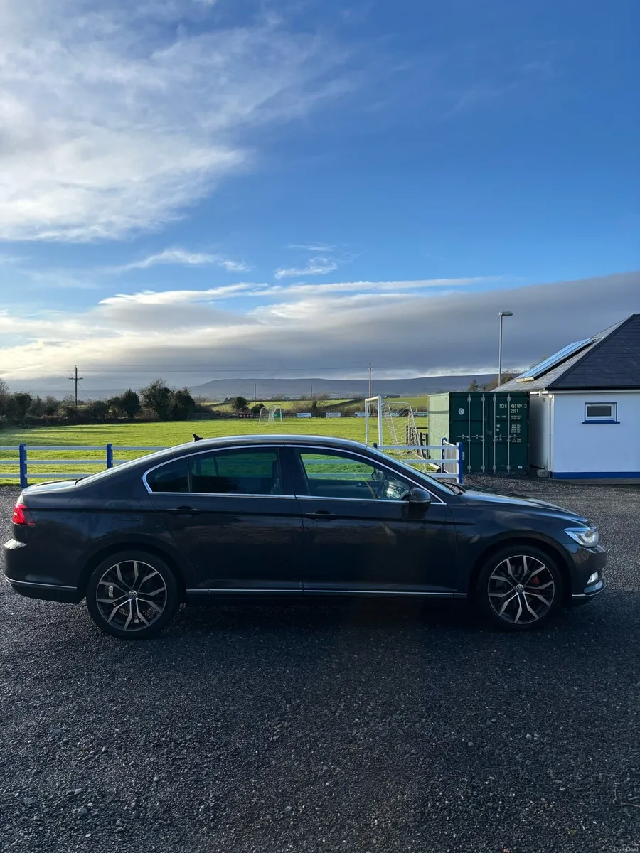 152 VOLKSWAGEN PASSAT HIGHLINE 1.6 (READ DESC) - Image 4