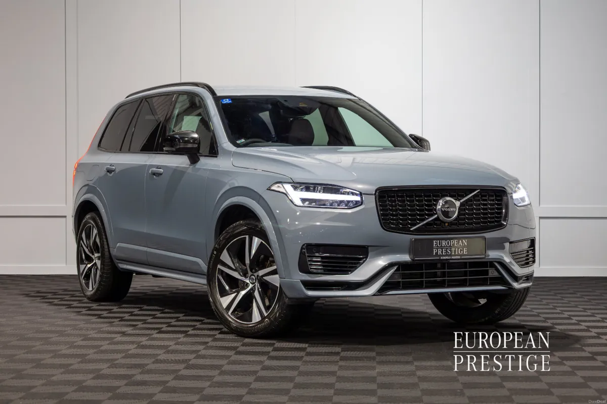 2022 Volvo XC90 T8 R-Design Pro Recharge 7 Seater - Image 1
