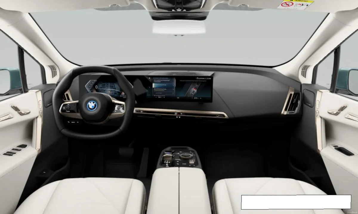 IX XDRIVE40 SPORT (HIGH SPEC)COMF-TECH-PARK PAC - Image 2