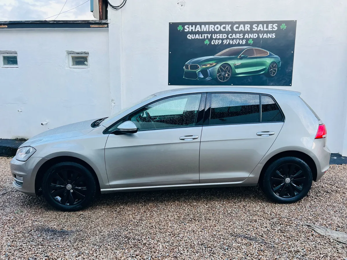 2015 Volkswagen Golf 1.2 Tsi Auto **Only 18,000km* - Image 2