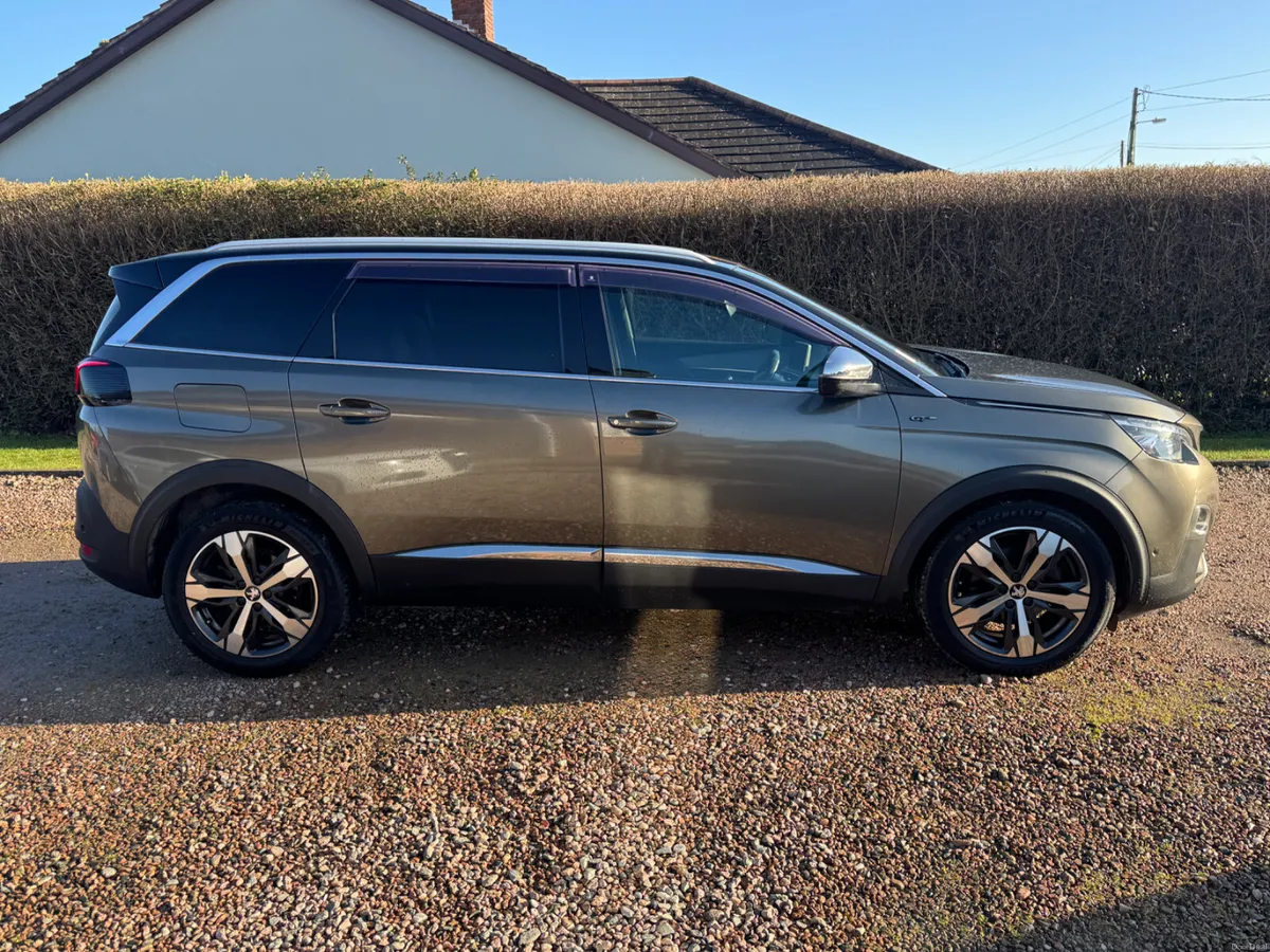 172 Peugeot 5008 GT 7 Seater 2.0 Auto - Image 3