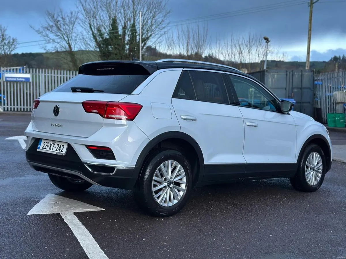 Volkswagen T-Roc 2022 - Image 4