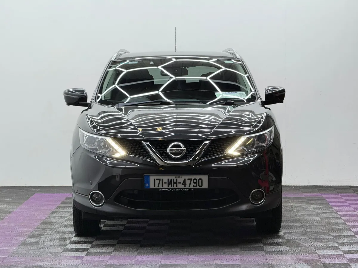 2017 Nissan Qashqai SV 1.5DCI, Low Kms - Image 2