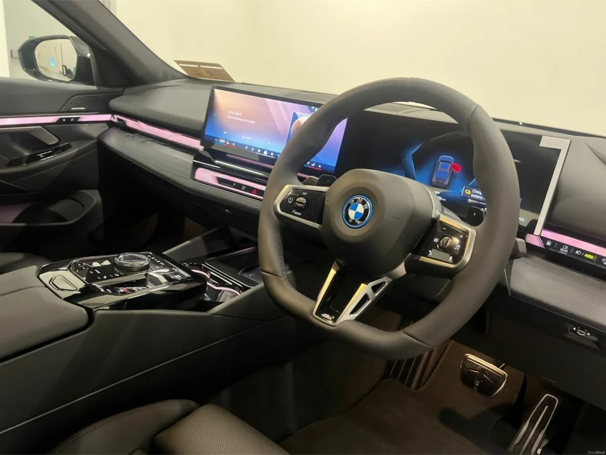 BMW 5-Series 530e M Sport IMMEDIATE DELIVERY - Image 6